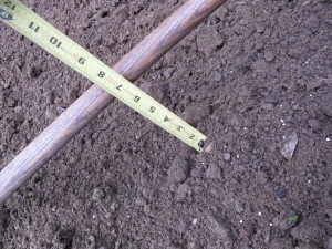 Measuring depth of a planting hole